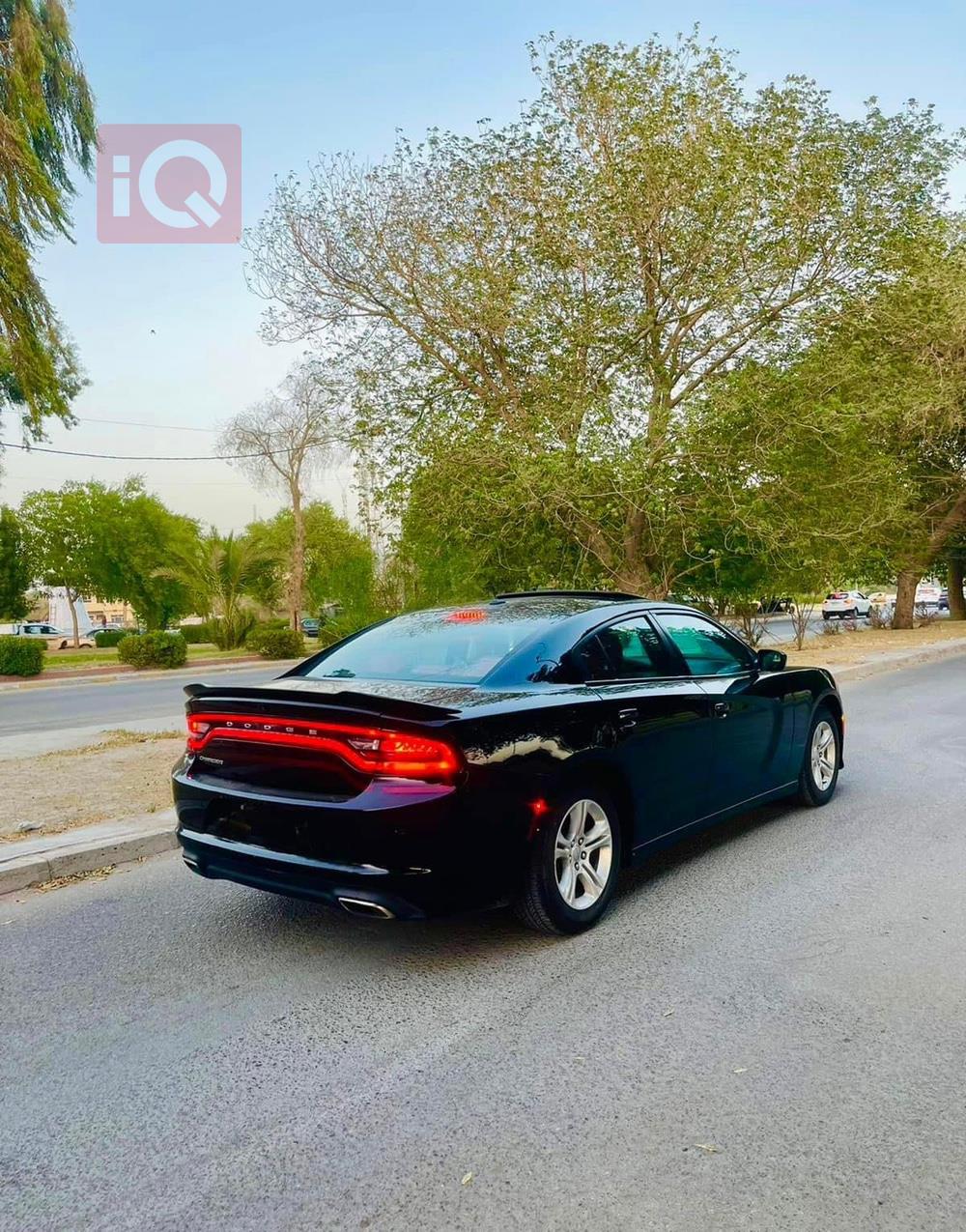 دۆج چارجەر